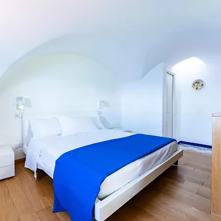 Homestay Cezanne In Foglia *