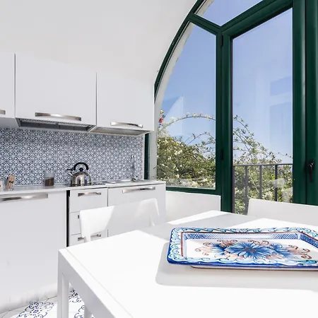 Homestay Cezanne In Foglia *